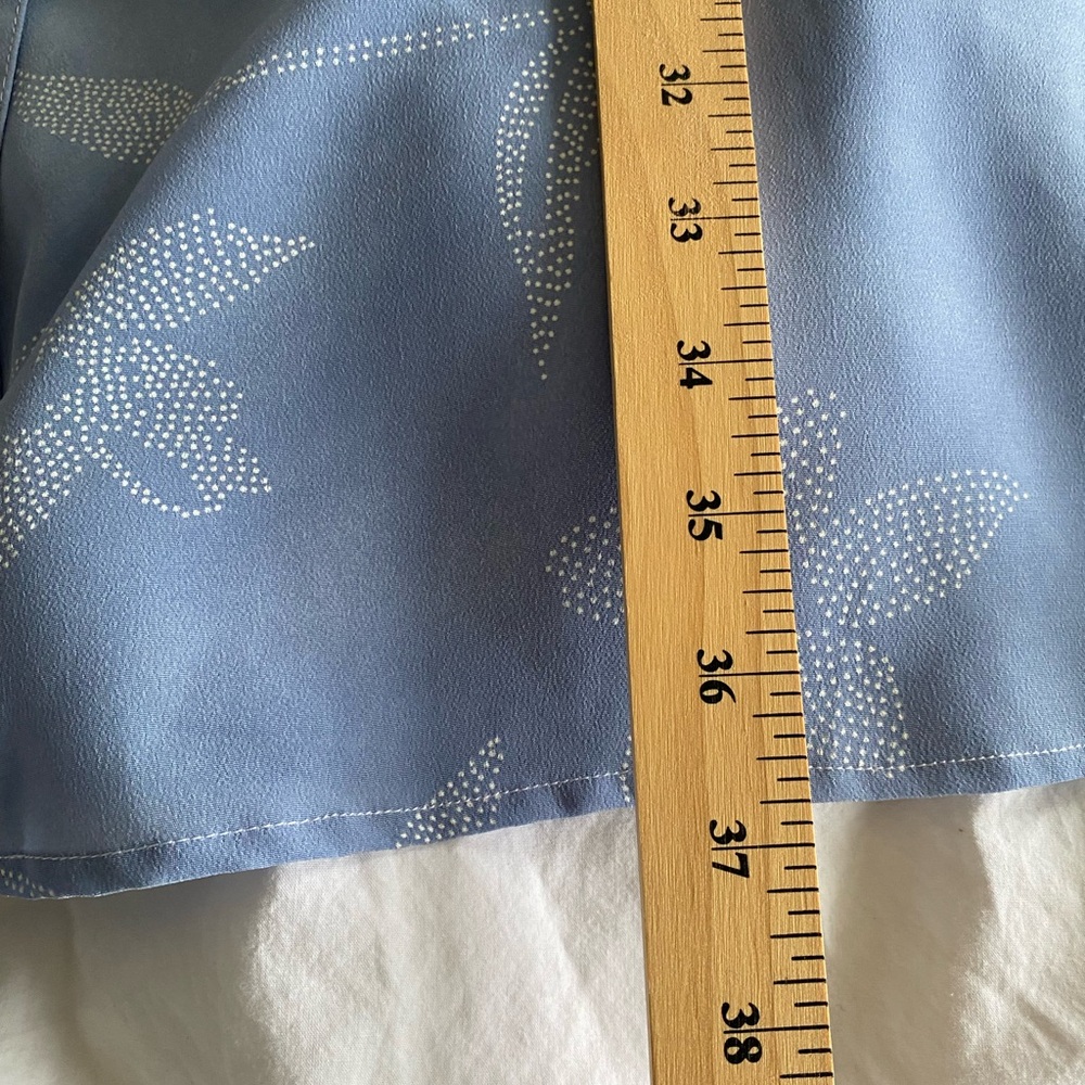 Vintage Elegant Blue Floral Kimono Robe with Pink Ribbon. - Picture 6 of 9
